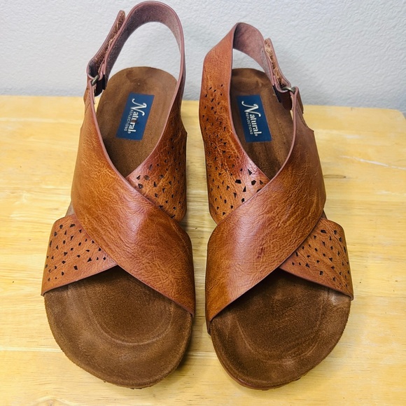 Natural Reflections Marsha Wedge Sandals, Size 10 - Picture 1 of 4